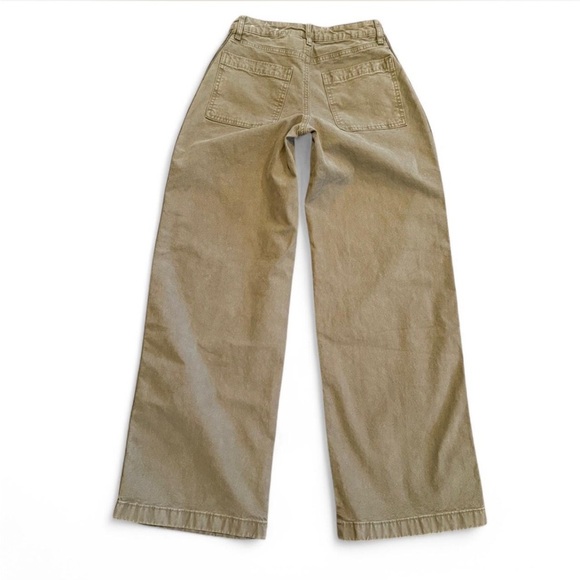 American Eagle Baggy Wide Leg Army Green Jeans
size 000. - Picture 2 of 6